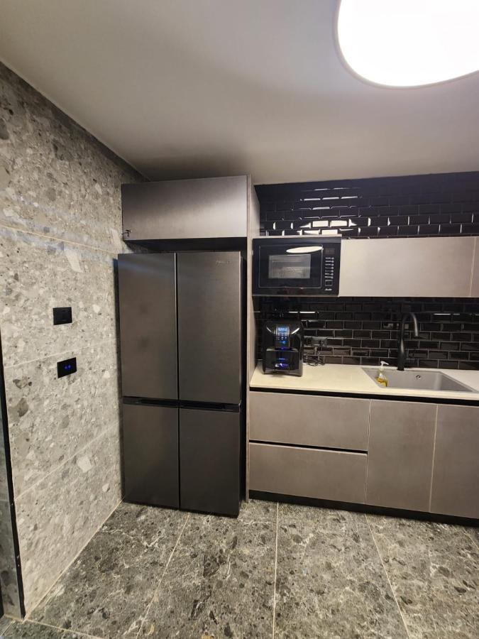 מבנים בים 75 Suites At Sea Haifa Eksteriør billede
